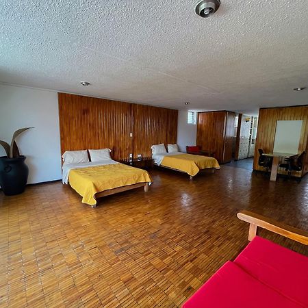 كويرنافاكا Suites Las Plazas المظهر الخارجي الصورة